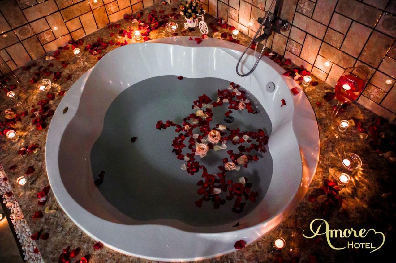 Amore Hotel 芹苴 外观 照片