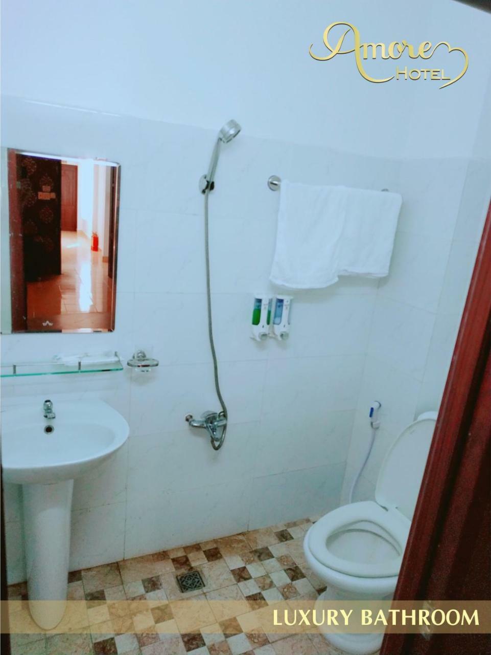 Amore Hotel 芹苴 外观 照片